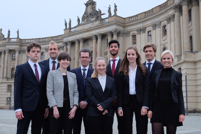 V.l.n.r.: Philipp Keul (Coach), Lasse Rambow, Juliane Reschke (Coach), Julian Zoller (Coach), Isabelle Rasp, Puya Samadi Ahadi, Greta Kahl, Marten Tönjes, Ann-Kristin Wagner